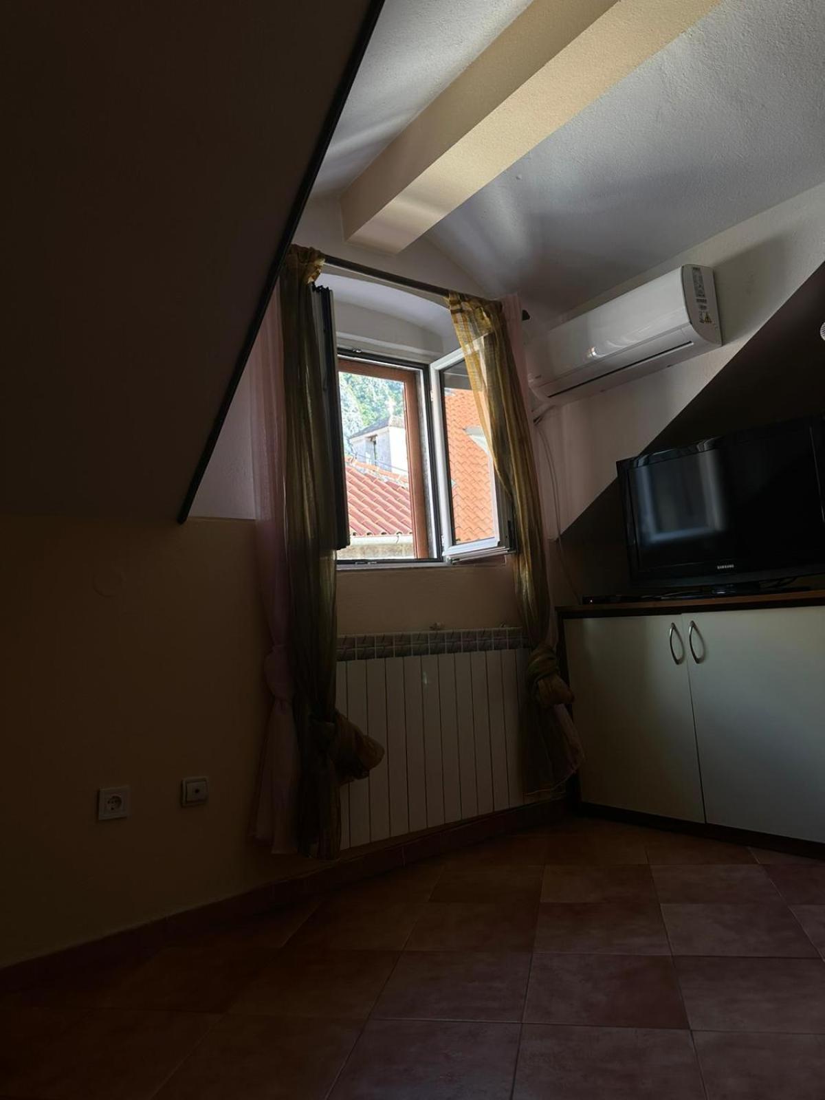 Old Town Apartment